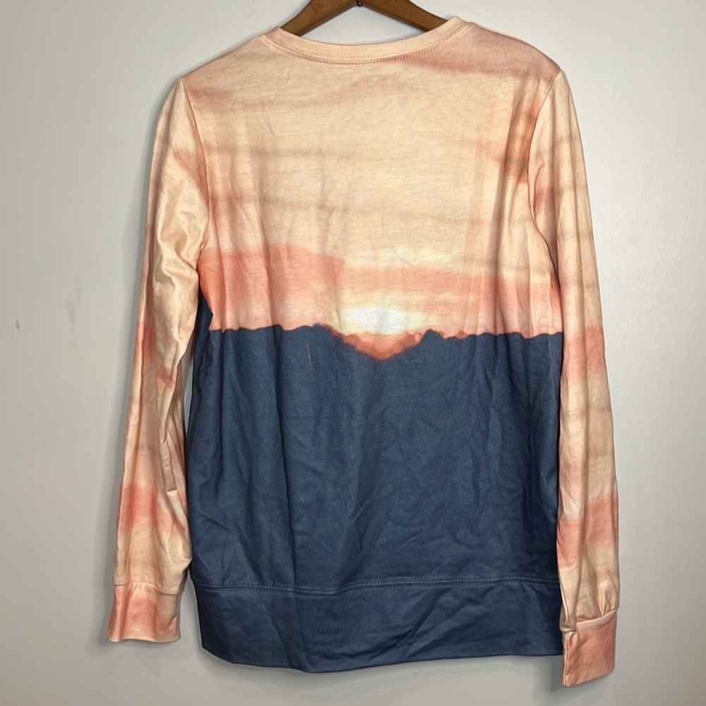 Horse 3D print long sleeve sweatshirt t-shirt size small like new - Picture 2 of 2
